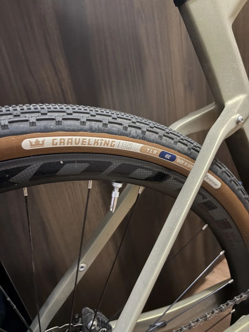 Sava Grus 8.0 — karbon gravel