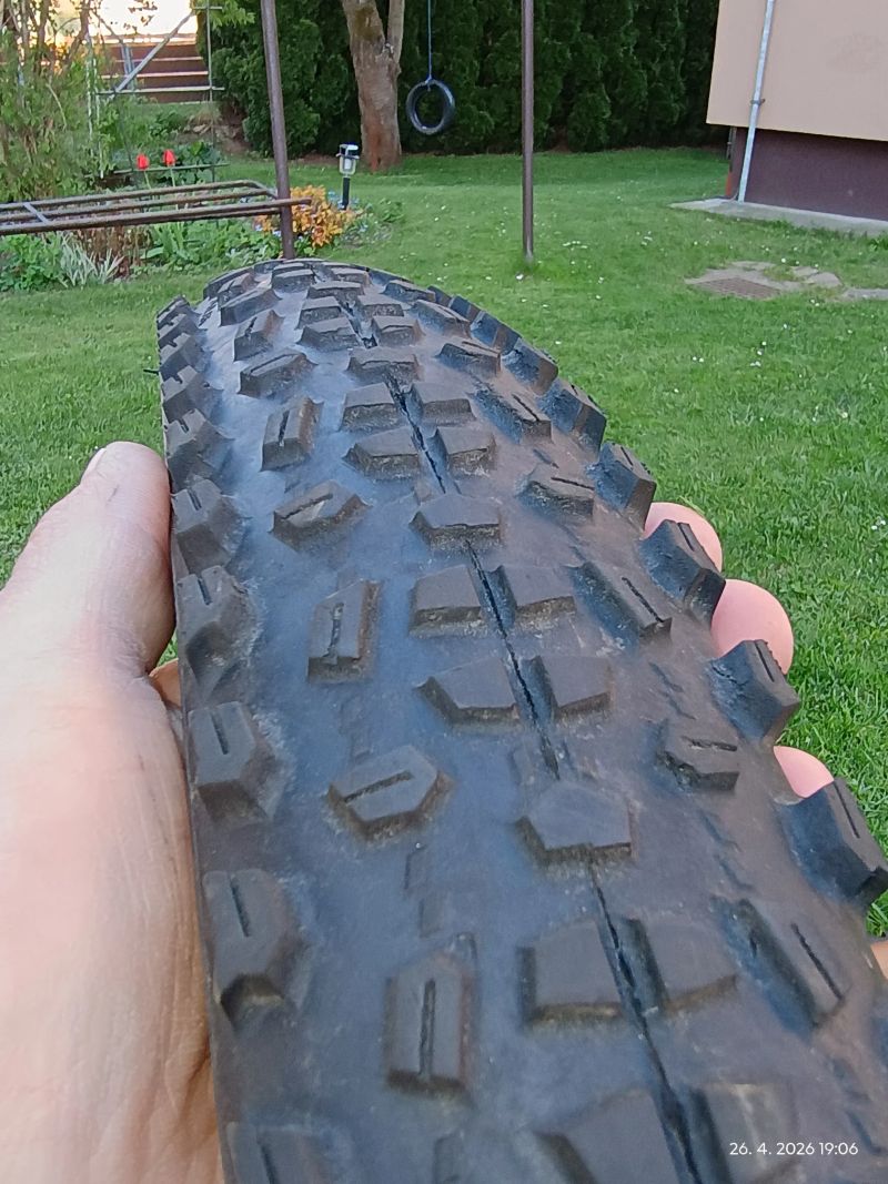 Málo využité pláště;-)