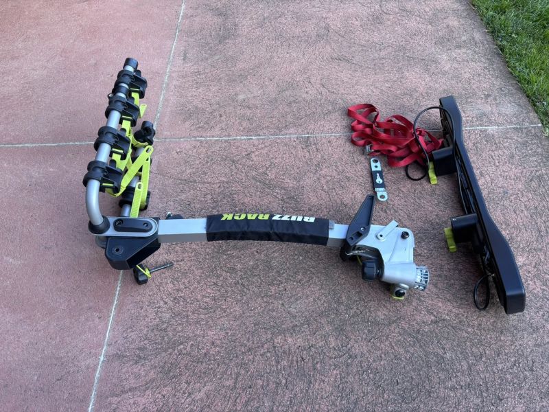 Nosič kol Buzzrack Buffalo 4 na tažné zařízení (pro 4 kola)