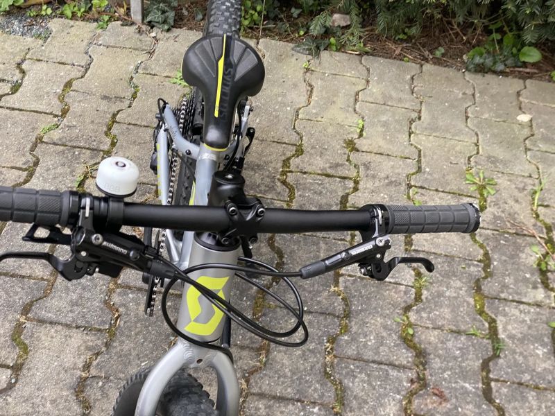 Commencal Clash 20, Norco Fluid 20, Naloo Mountain jack 20, Scott Scale RC 200 dětské celopéro