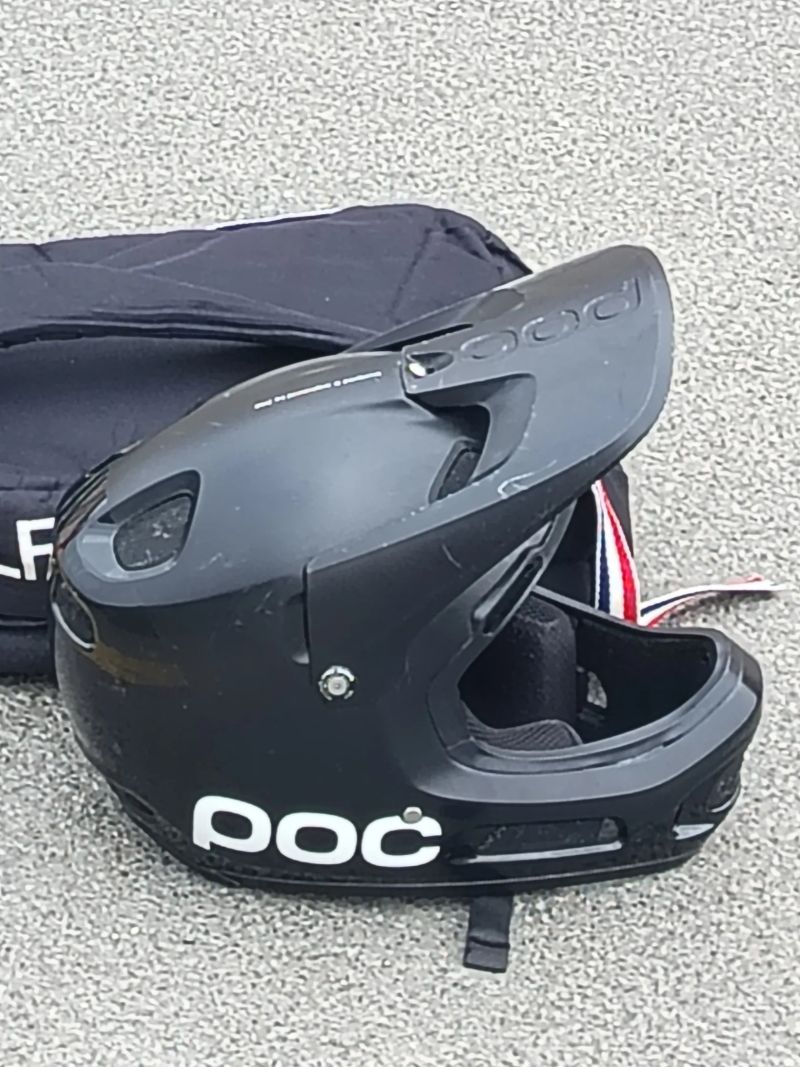 Integrální helma Poc Coron air 