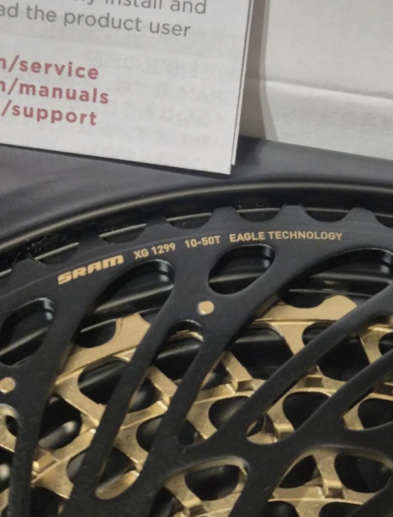 SRAM kazeta XG-1299 Eagle 12s 10-50 XD zlatá i rainbow