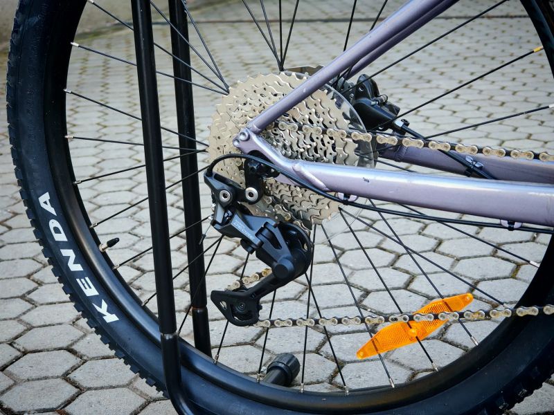 Scott Contessa Active 20