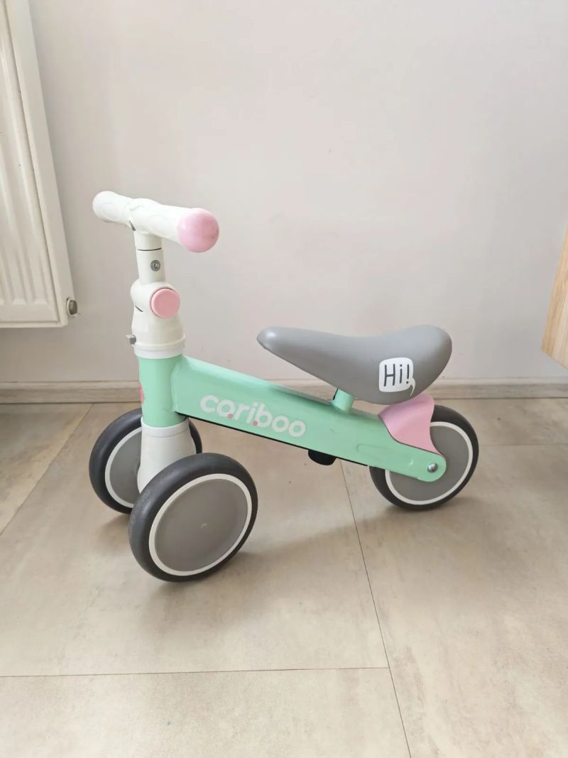 tříkolka Cariboo Friends (mátové se zajíčkem)