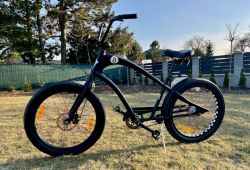 Cruiser kolo Electra Straight 8 8i Disc v barvě Satin Black