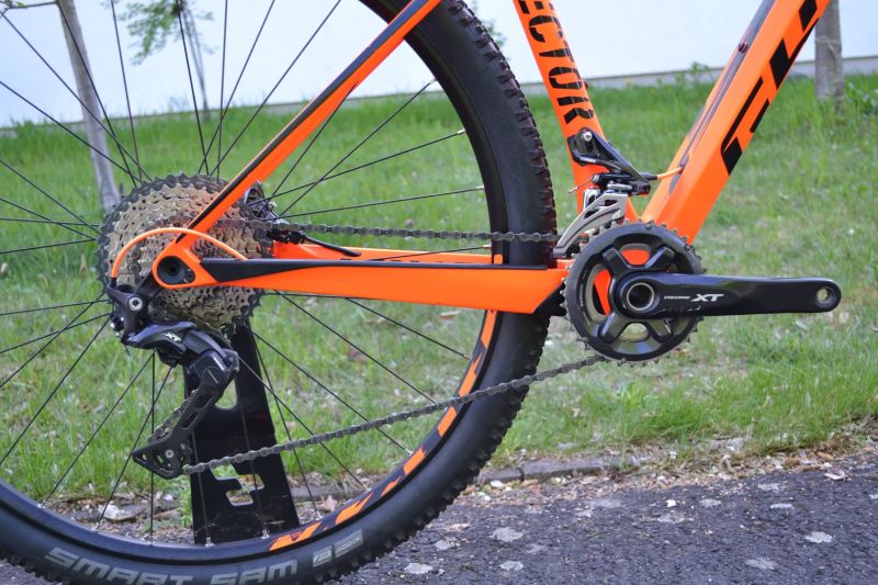 Ghost Lector 4.9 Carbon (S)