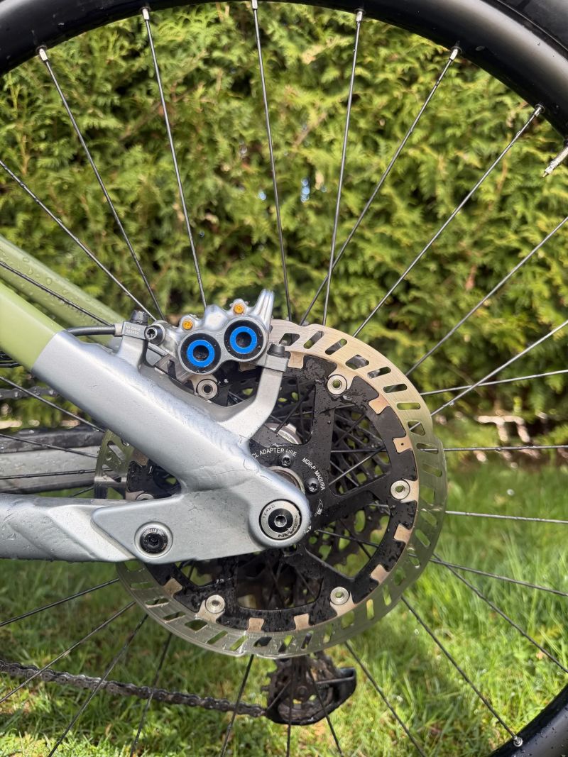 Cube stereo hybrid 140