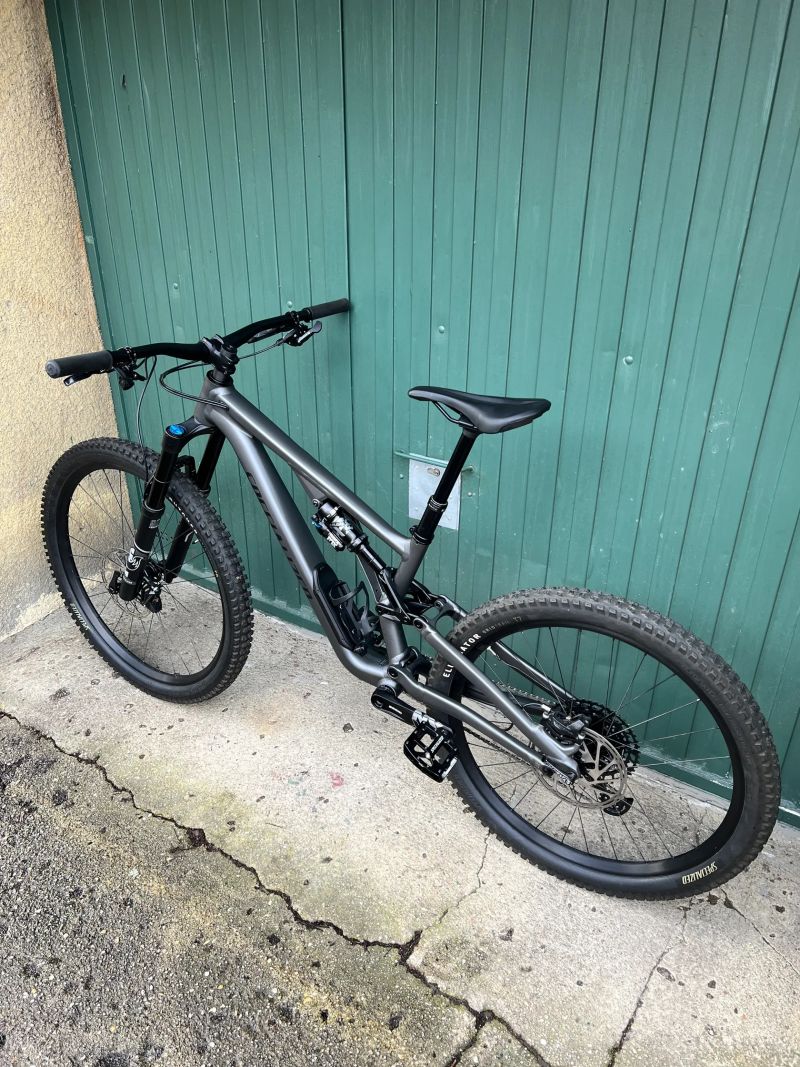 Specialized Stumpjumper EVO Comp 2023 TOP STAV