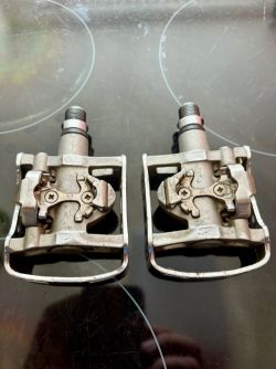 Pedály Shimano PD-M324