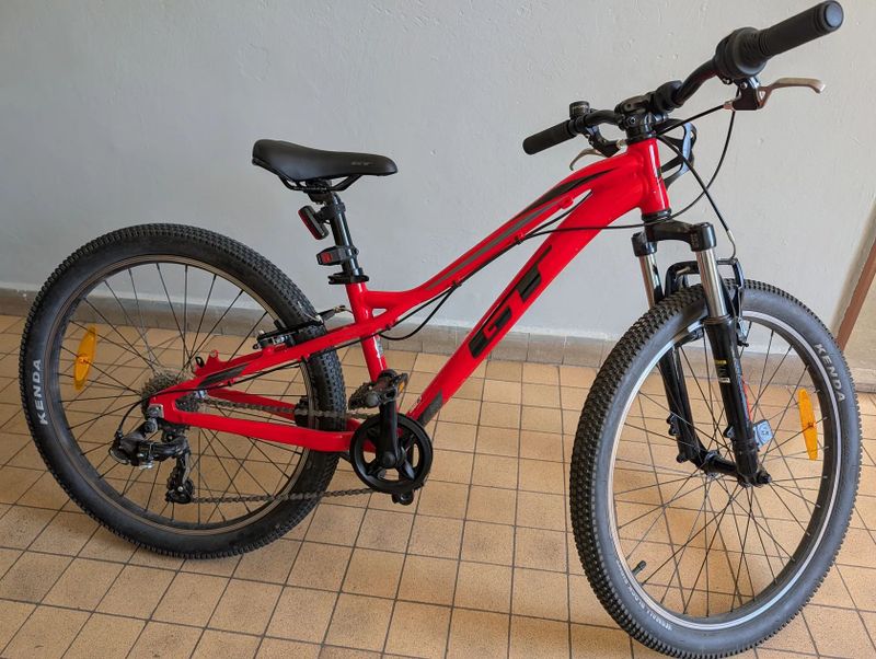 GT Stomper Prime 24"