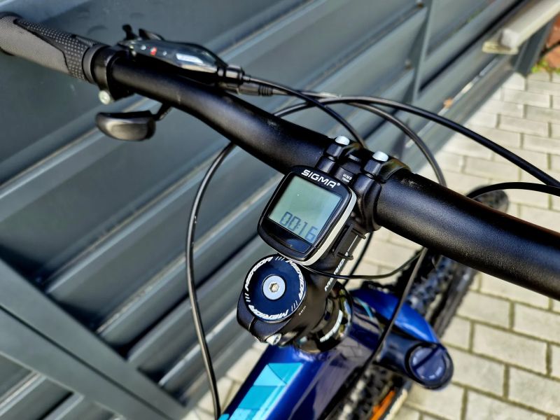 (86) Dámské hliníkové kolo Merida 27,5"