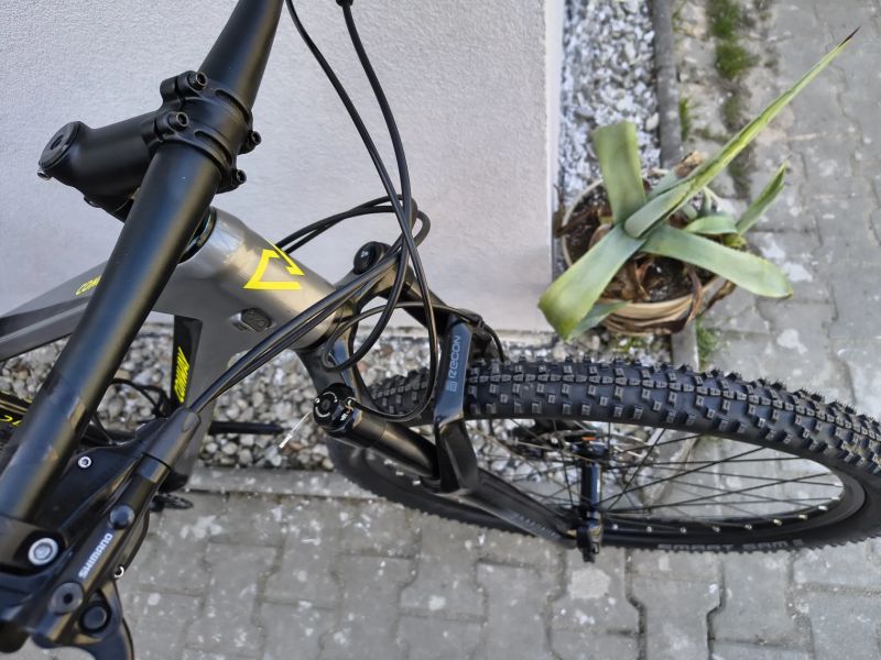 KARBONOVÉ HORSKÉ KOLO CONWAY .,. SUPER STAV