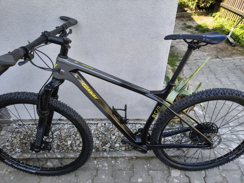 KARBONOVÉ HORSKÉ KOLO CONWAY .,. SUPER STAV