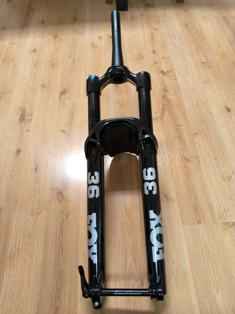 Fox Float 36 Performance Grip