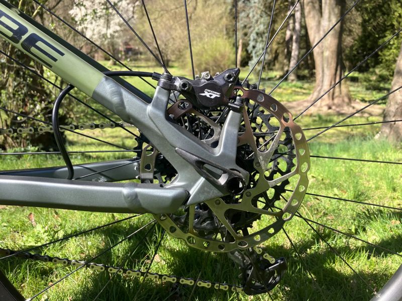 Cube Stereo 120 HPC carbon vel. M