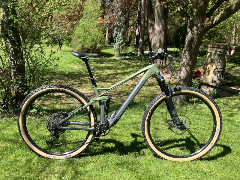 Cube Stereo 120 HPC carbon vel. M