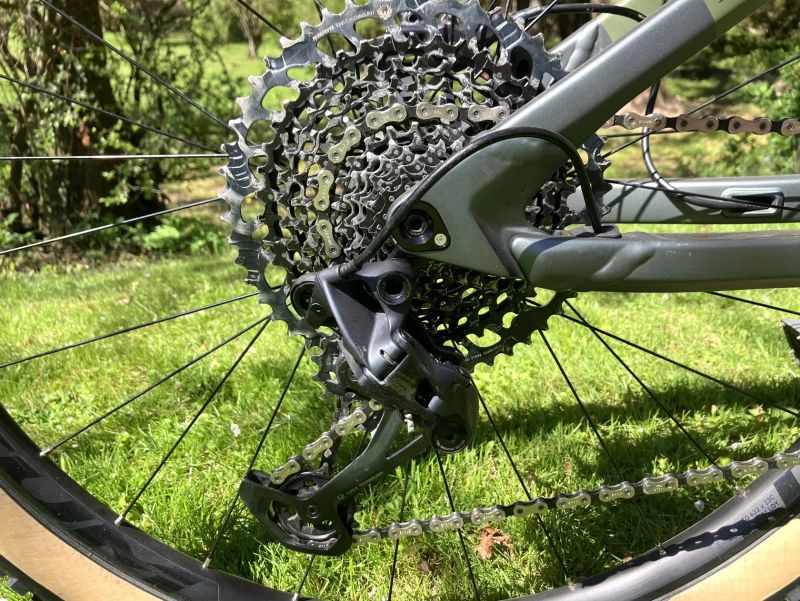 Cube Stereo 120 HPC carbon vel. M