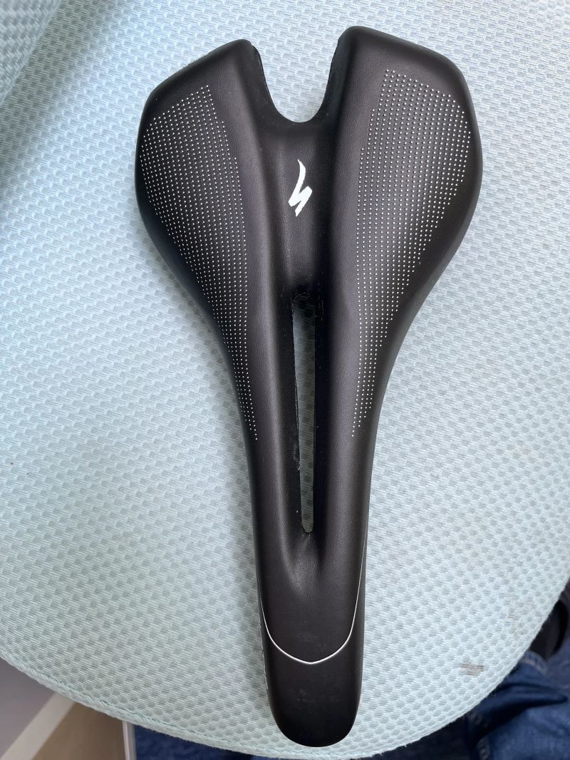 Prodám sedlo Specialized AvatarComp Gel 143 Black