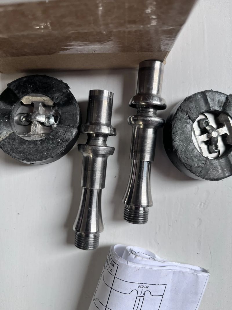 Prodám raritní titanové nášlapné pedály Orb M2 Racer