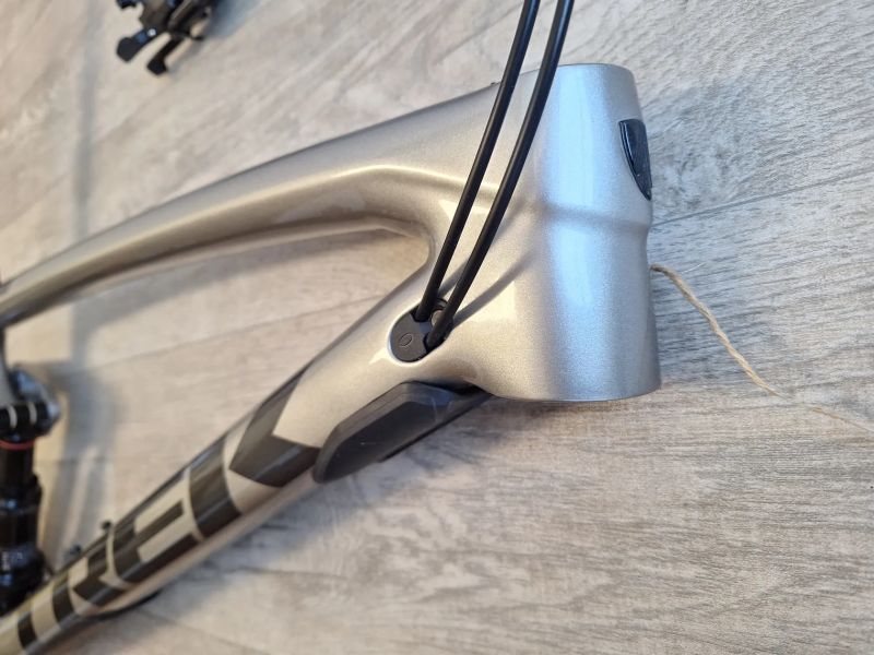 TREK Top Fuel 9.7 gen 2, vel. L