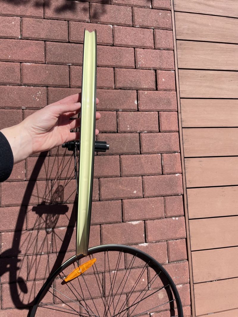 Zapletená kola WTB ST i23 700C - nová