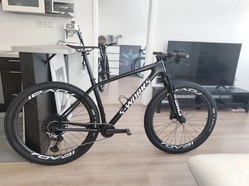 Carbon hardtail / SID /full XTR /XX1/carbon kola/9.2kg