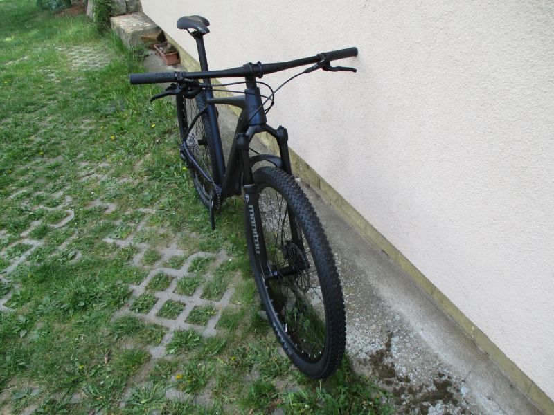 Nové 29" kolo na rámu MRX Sport 19", vzduch. vidlice Manitou Markhor, Shimano Deore 1x12, pevná osa