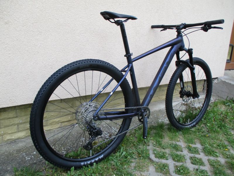 Nové 29" kolo na rámu MRX Sport 19", vzduch. vidlice Manitou Markhor, Shimano Deore 1x12, pevná osa