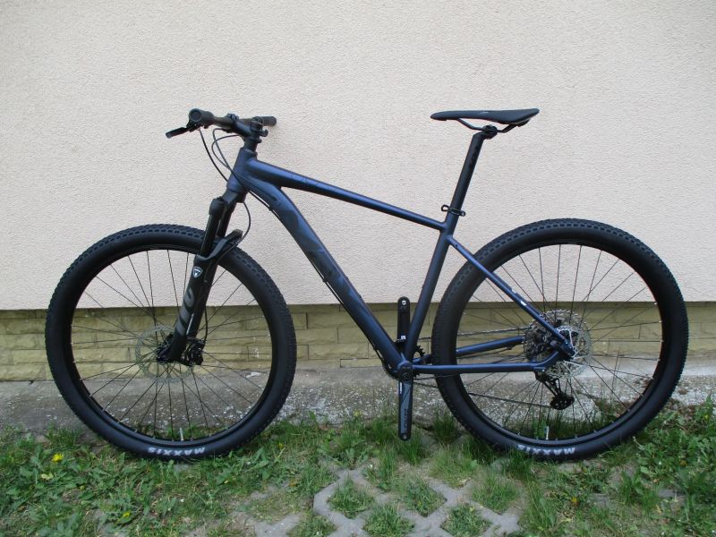 Nové 29" kolo na rámu MRX Sport 19", vzduch. vidlice Manitou Markhor, Shimano Deore 1x12, pevná osa