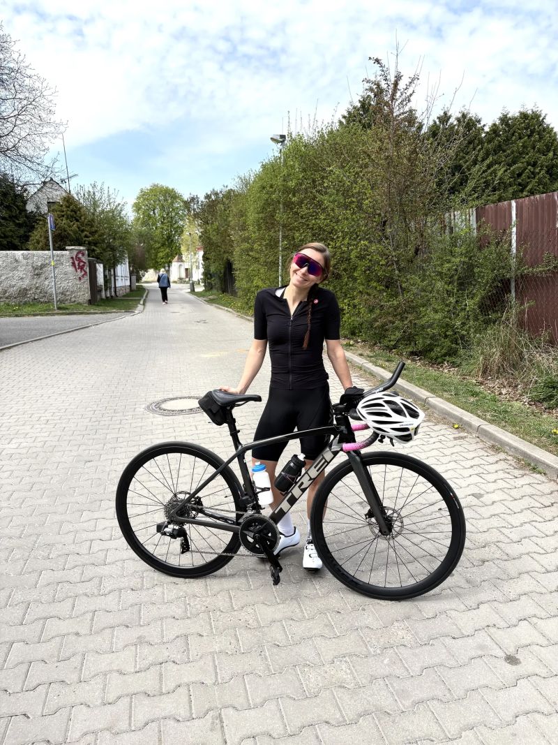 Trek Emonda SL 6 eTap - karbon, elektrické řazení SRAM Rival AXS 2x12