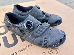 Silniční karbon tretry Bont Riot Road Boa 39 (37-38)