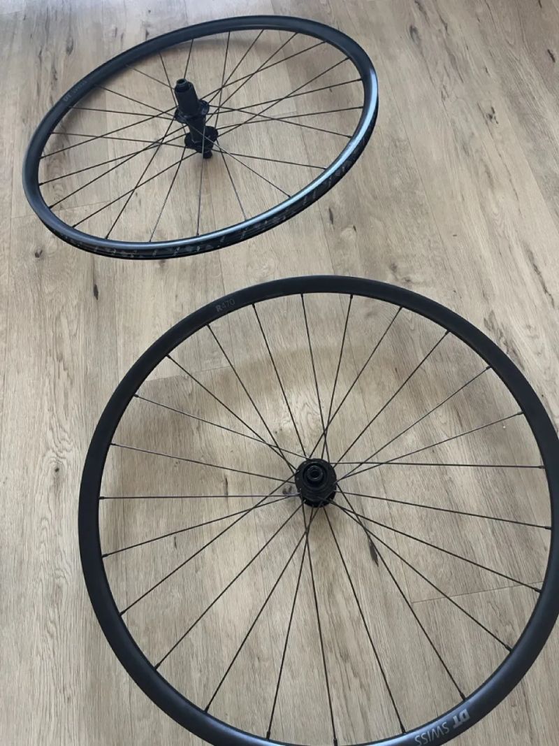 Sada kol DT Swiss R470 Aluminum Tubeless 700c