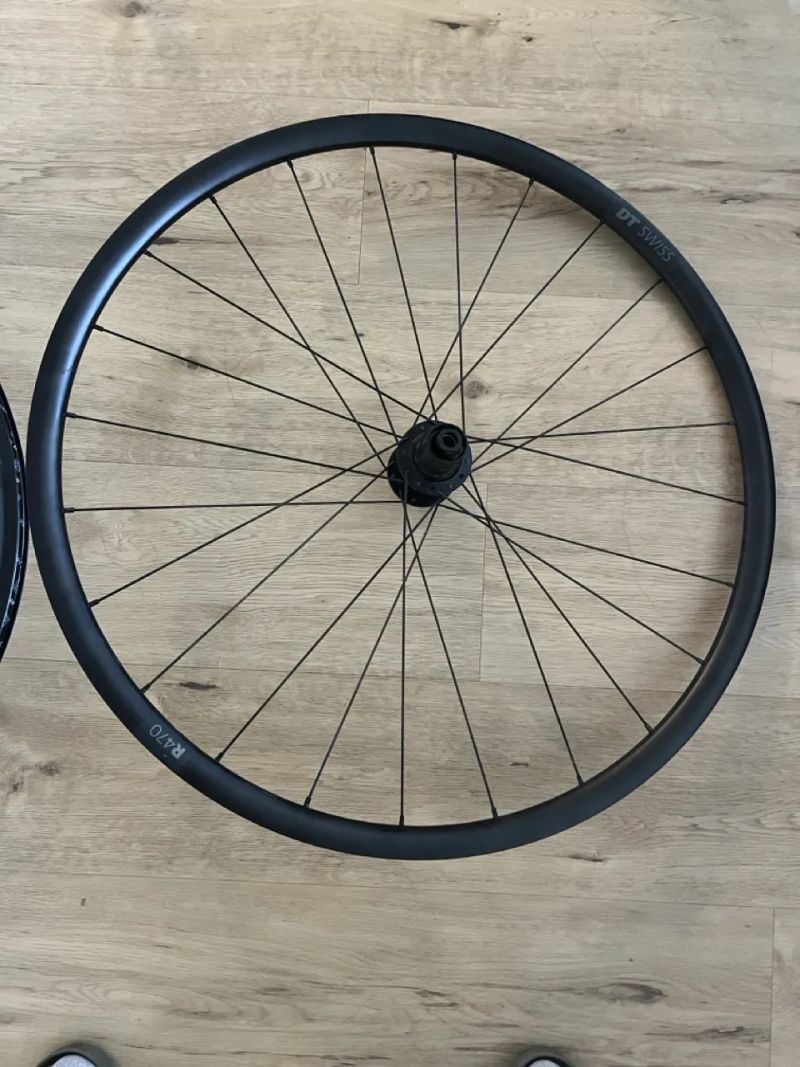 Sada kol DT Swiss R470 Aluminum Tubeless 700c
