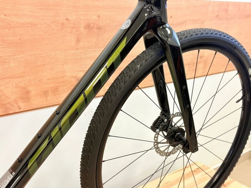 Giant Revolt advanced 2 < 50 km