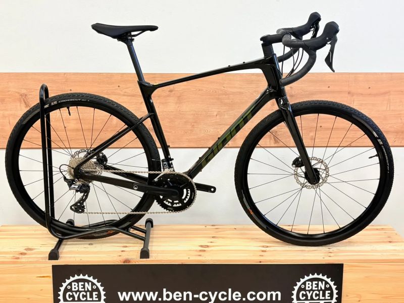 Giant Revolt advanced 2 < 50 km