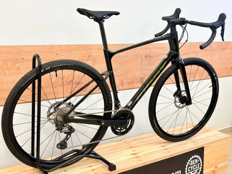 Giant Revolt advanced 2 < 50 km