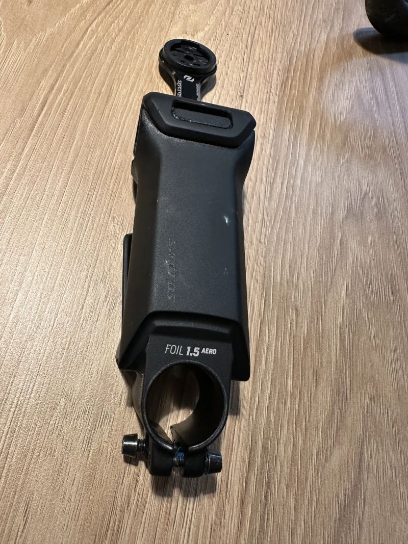 Syncros Creston 1.0 Aero + Garmin držák 