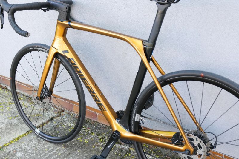 Predám cestný karbonový bicykel LAPIERRE Aircode DRS 5.0 