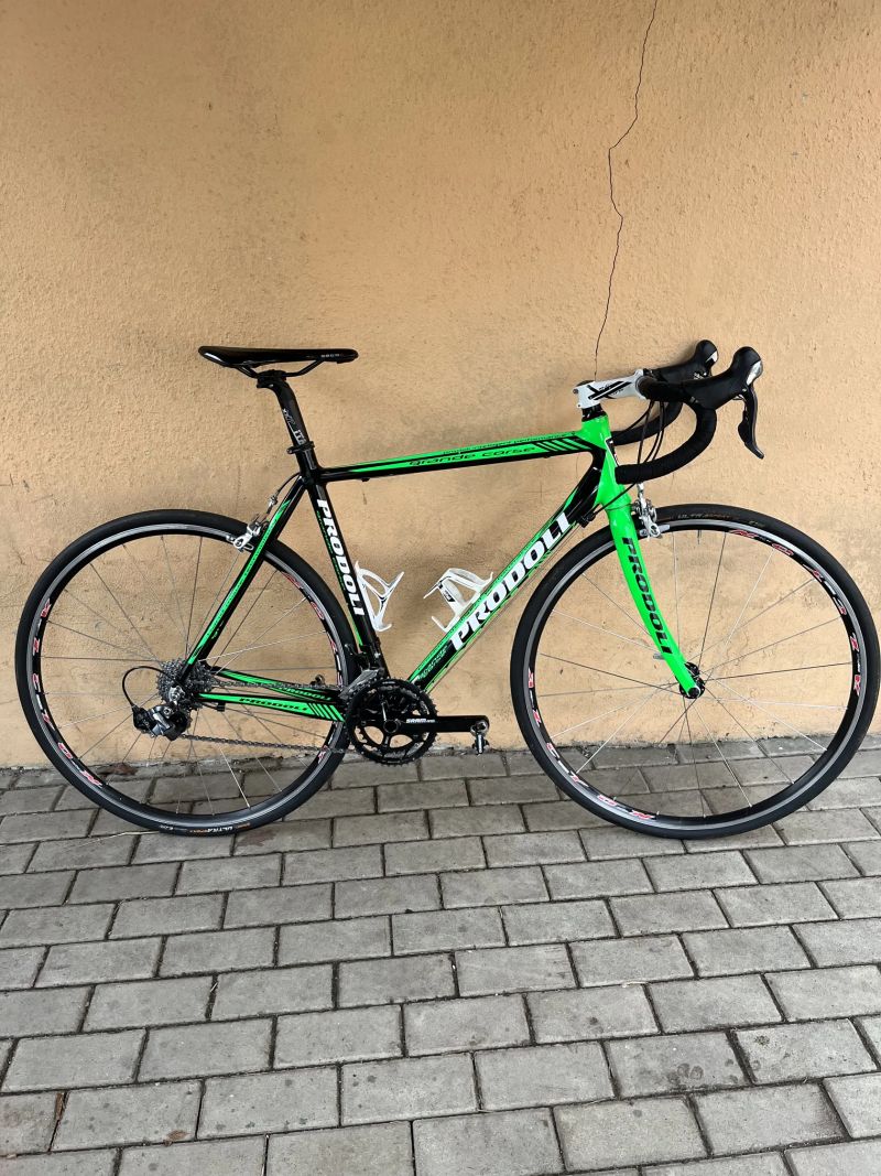 Prodám silničku prodoli vel. 56