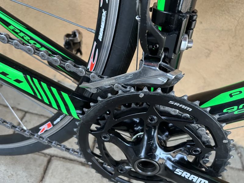 Prodám silničku prodoli vel. 56