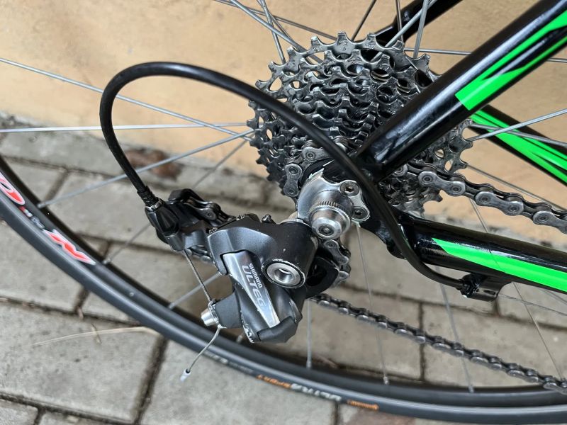 Prodám silničku prodoli vel. 56