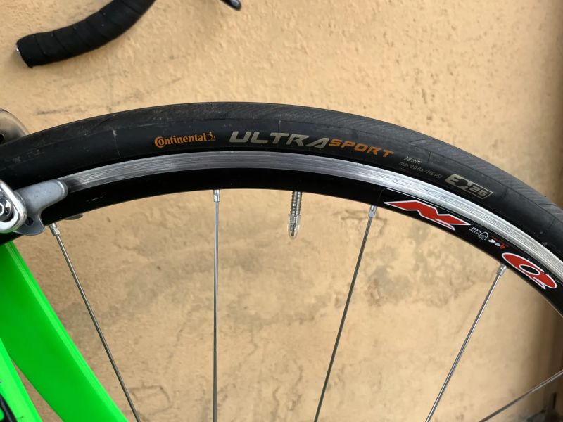 Prodám silničku prodoli vel. 56