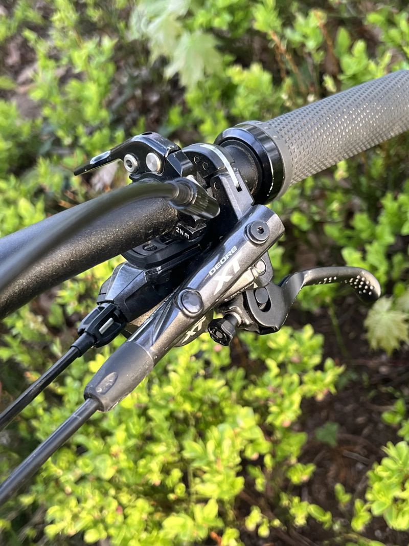 Cube Stereo 140 HPC, carbon, 27.5" hezký bajk na traily velikost L