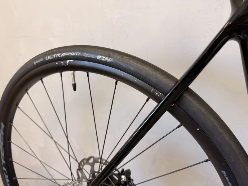 Silniční kolo Basso Venta disc