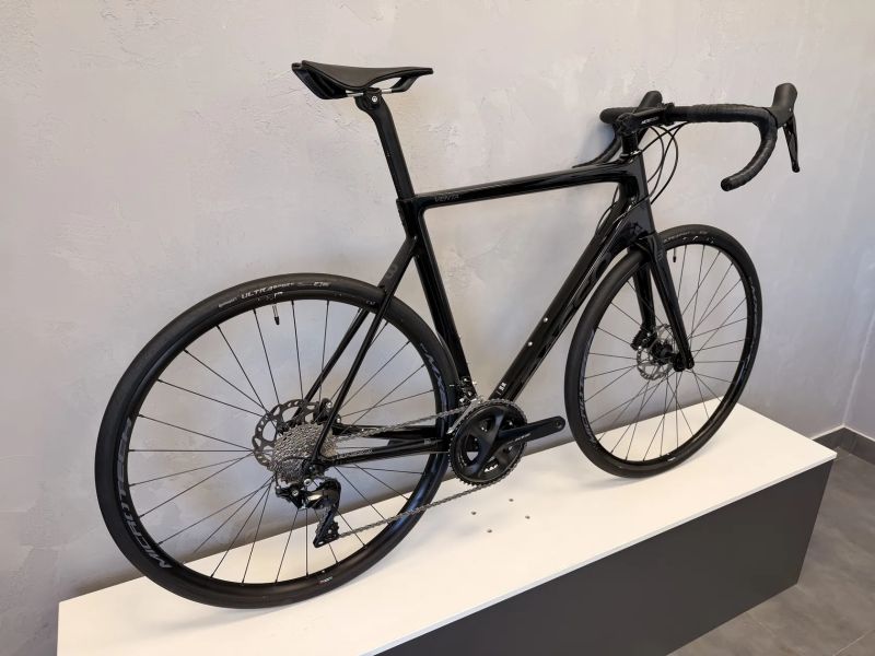 Silniční kolo Basso Venta disc