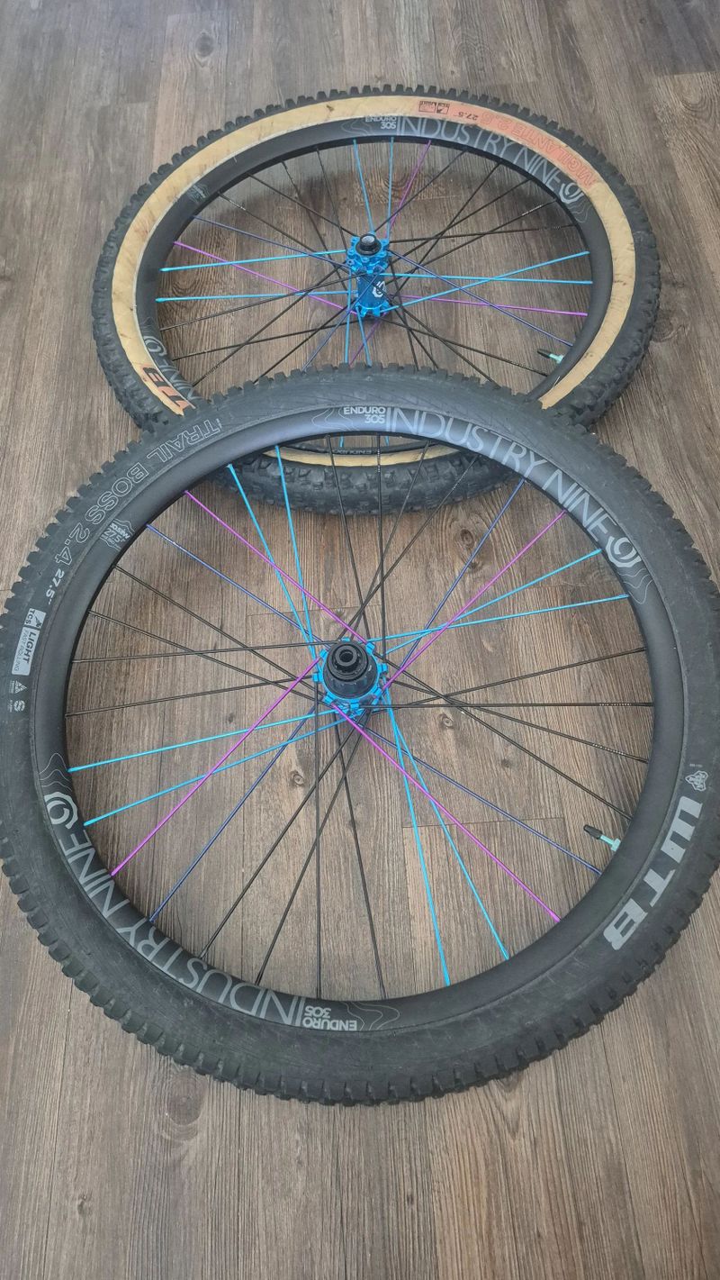 Zapletená kola Industry Nine Enduro 305 Hydra, Level 3, XD, 27,5