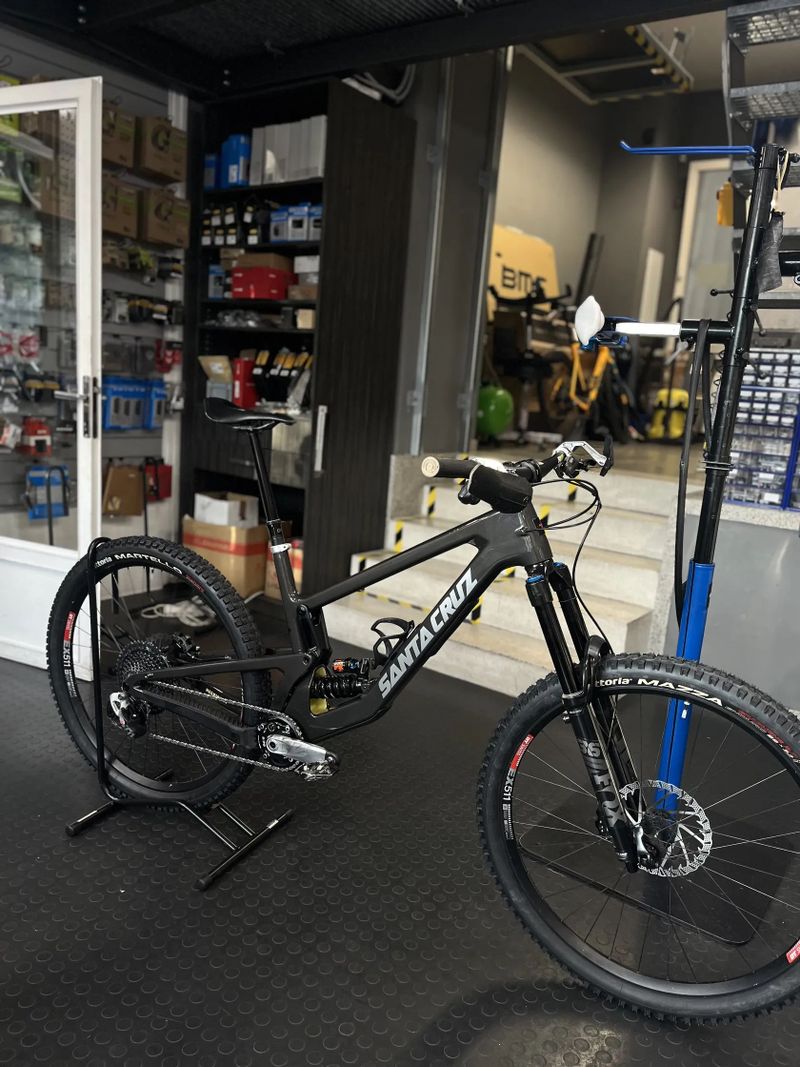 Santa Cruz Megatower 2 CC XL CUSTOM