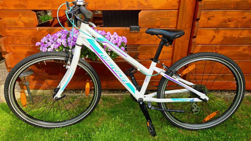 Dětské dívčí kolo 24" Merida Matts 7-12let postava 120-150cm minimálně použité.