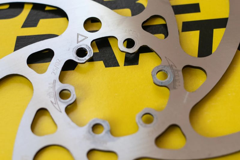 Magura MDR-S ⌀203 mm, 2.5 mm, 6 děr