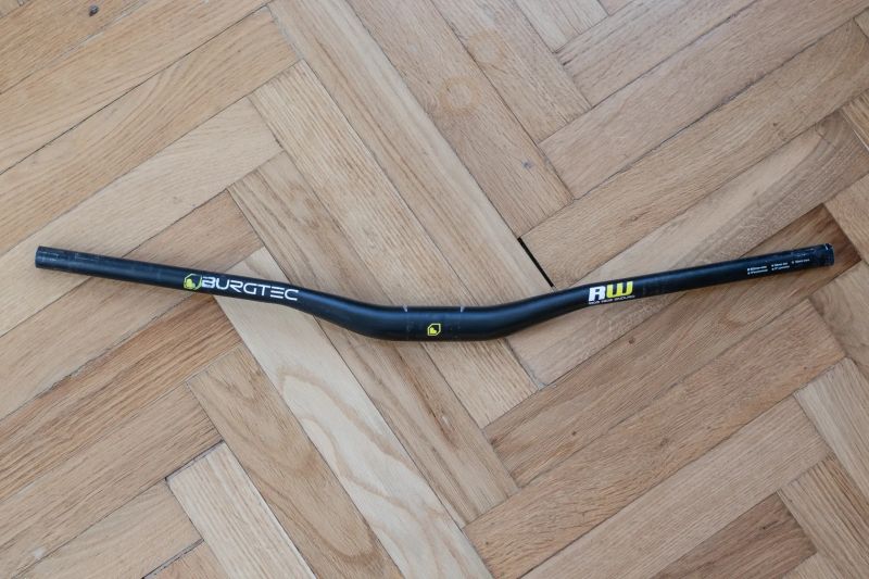 Řidítka Burgtec Ride Wide Enduro - 780 mm, ⌀35 mm tloušťka, 30 mm rise